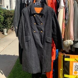 ✨🖤🧡 Gorgeous Vintage Quilted Mid Length Black Double Breast Coat🧡🖤✨